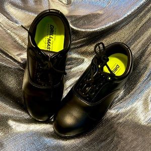 New Bi-Sexual Drill Masters Black Workout Shoes 👟 Woman’s size 6 1/2 Mens 4 1/2